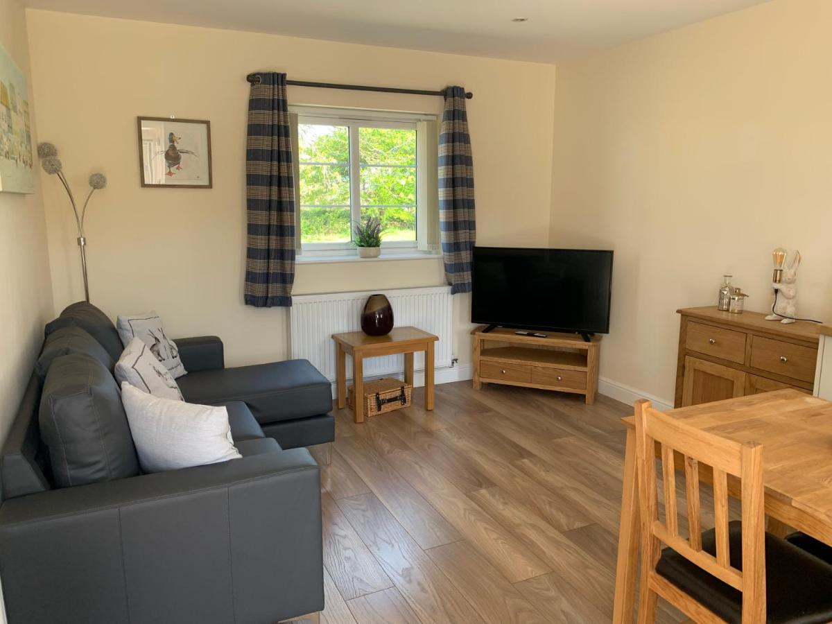 Cosy Village Location - One Bedroom Barn Barmston エクステリア 写真